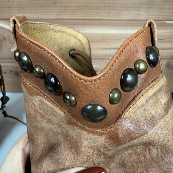Free People Wayland Brown Distressed Leather Studs Back Ankle Boots Women's 6.5 - Picture 15 of 16